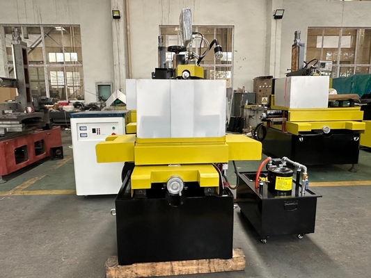 M400 CNC 몰리브덴 ワイ어 절단 EDM 기계 내구성 및 오래 지속