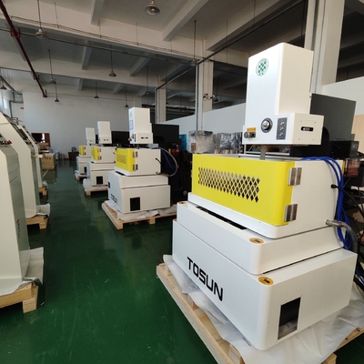 공장 가격 세르보 모터 CNC 와이어 절단 EDM 기계 A500