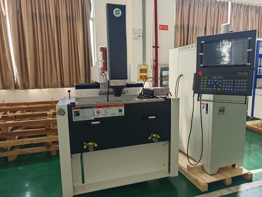 RAM 타입 CNC 다이 싱킹 머신 EDM850h 첨단 기술