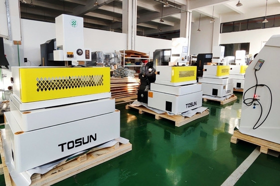 자동 Vmc650 CNC 수직 프레싱 머신